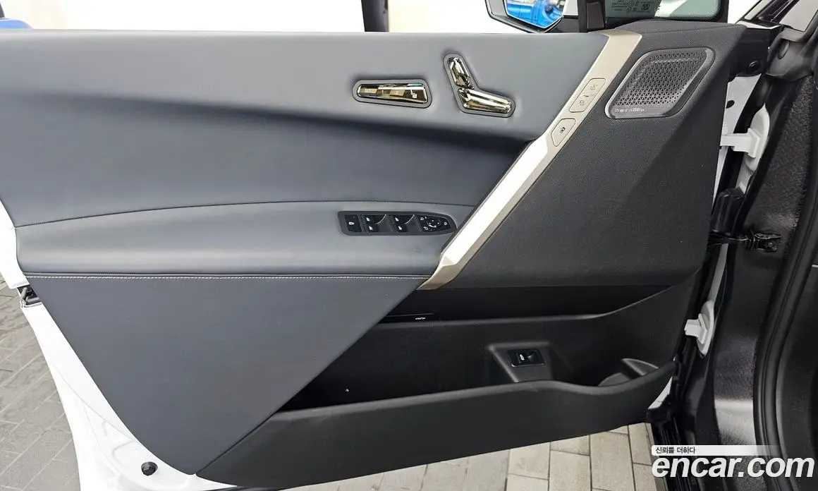 BMW iX 2023 0.3 автомат (гидро), фото 14 BMW iX 2023 0.3 автомат (гидро), фото 14