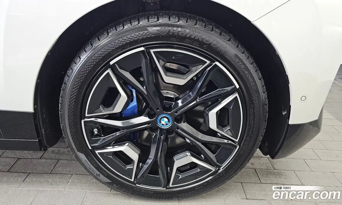 BMW iX 2023 0.3 автомат (гидро), фото 7 BMW iX 2023 0.3 автомат (гидро), фото 7