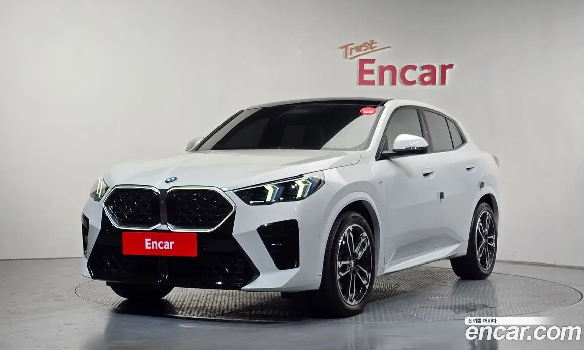 BMW X2 2025 2.0 автомат (гидро), фото 1 BMW X2 2025 2.0 автомат (гидро), фото 1