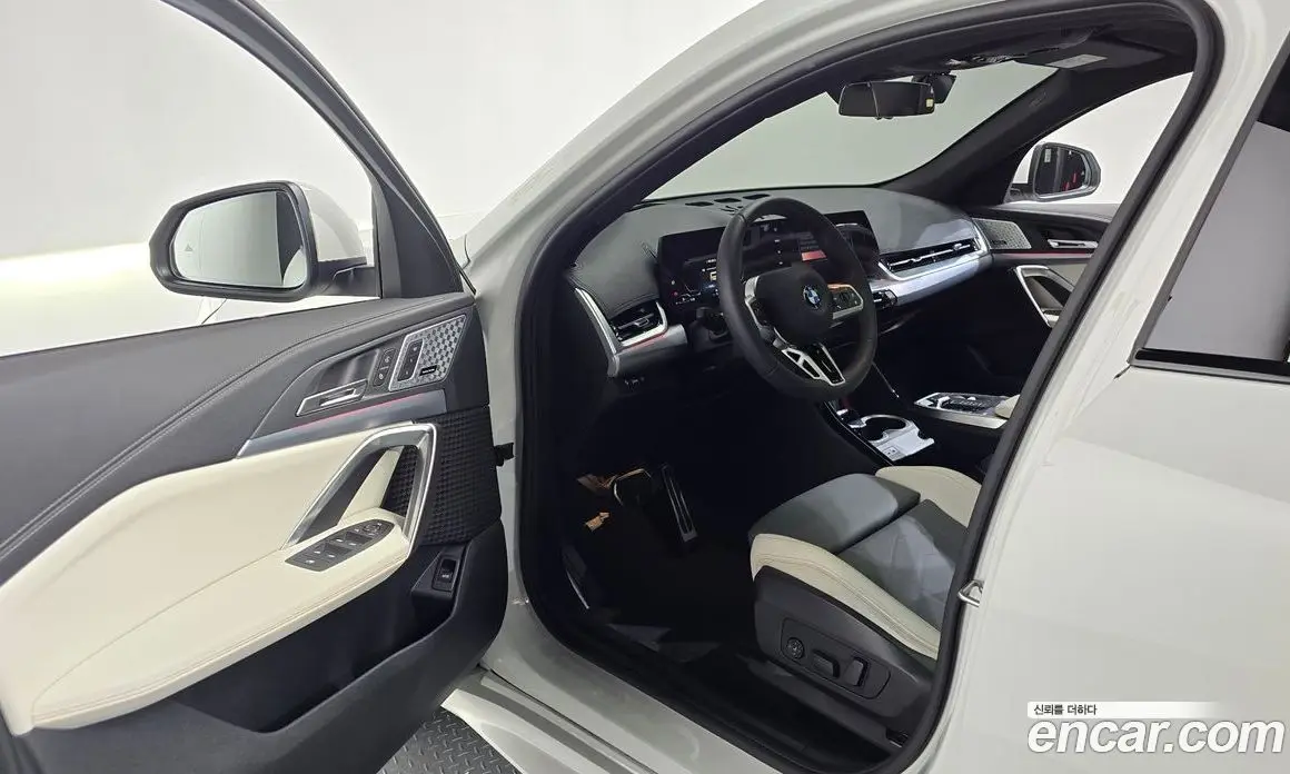 BMW X2 2025 2.0 автомат (гидро), фото 13 BMW X2 2025 2.0 автомат (гидро), фото 13