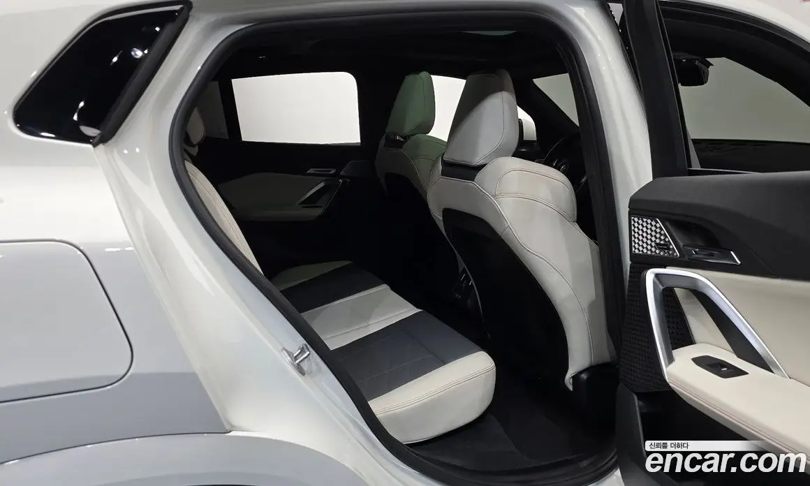 BMW X2 2025 2.0 автомат (гидро), фото 17 BMW X2 2025 2.0 автомат (гидро), фото 17