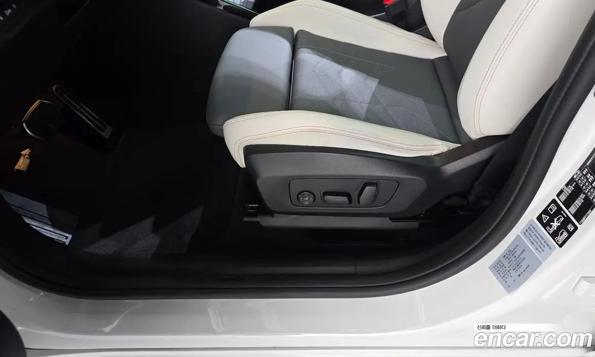 BMW X2 2025 2.0 автомат (гидро), фото 36 BMW X2 2025 2.0 автомат (гидро), фото 36