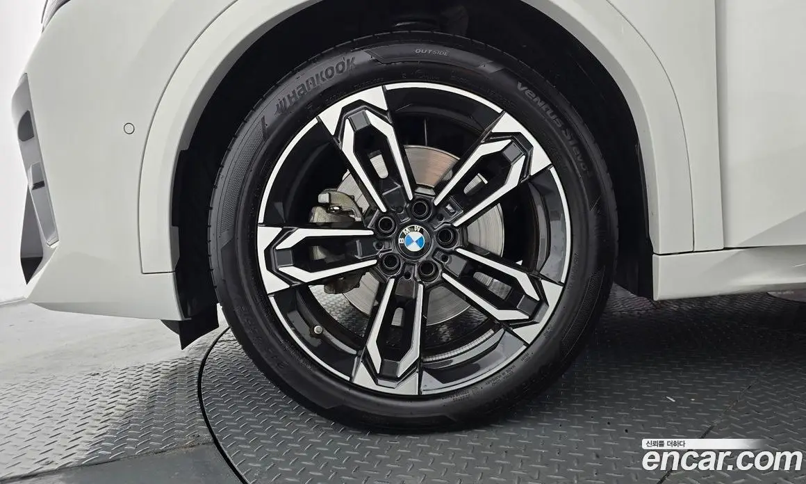 BMW X2 2025 2.0 автомат (гидро), фото 5 BMW X2 2025 2.0 автомат (гидро), фото 5