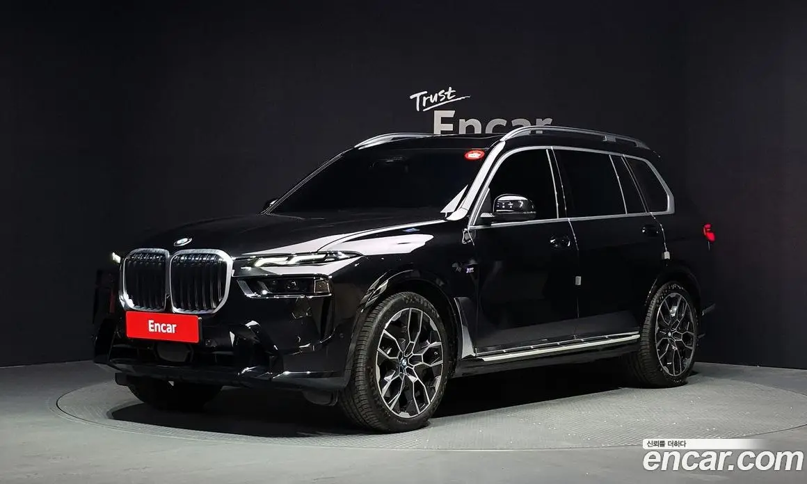 BMW X7 2025 3.0 автомат (гидро), фото 1 BMW X7 2025 3.0 автомат (гидро), фото 1