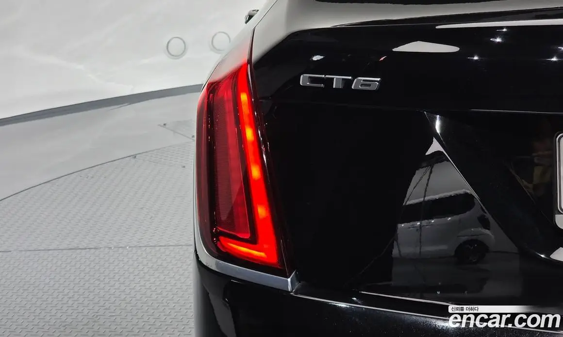 Cadillac CT6 2018 2.0 автомат (гидро), фото 9