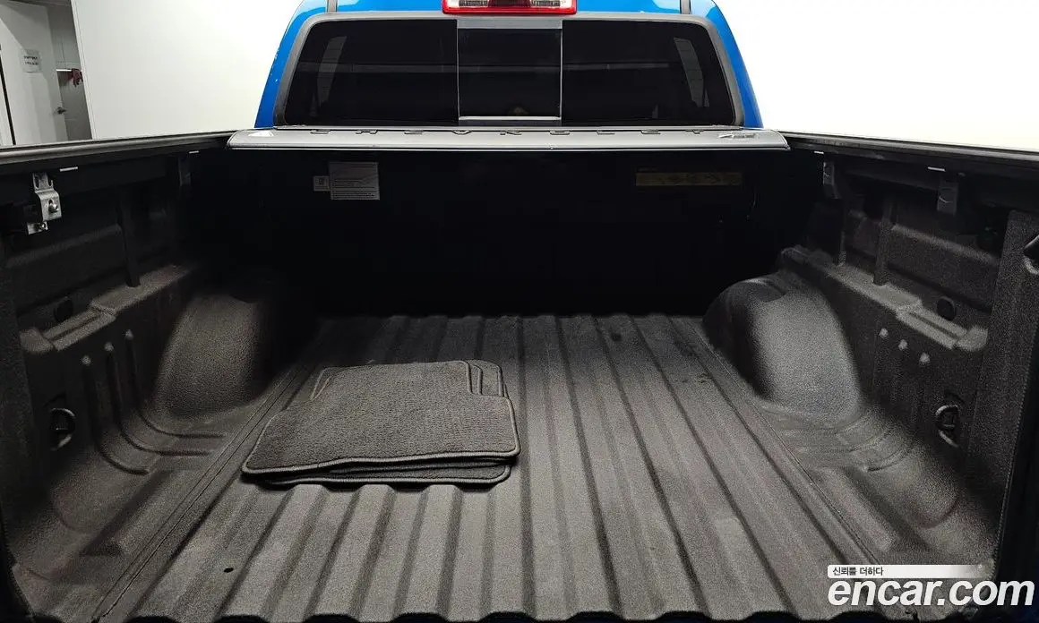 Chevrolet Colorado 2022 3.6 автомат (гидро), фото 17