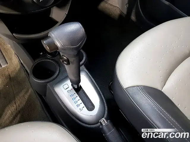 Chevrolet Spark 2011 1.0 автомат (гидро), миниатюра 12