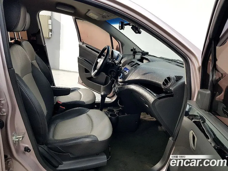 Chevrolet Spark 2011 1.0 автомат (гидро), фото 15 Chevrolet Spark 2011 1.0 автомат (гидро), фото 15