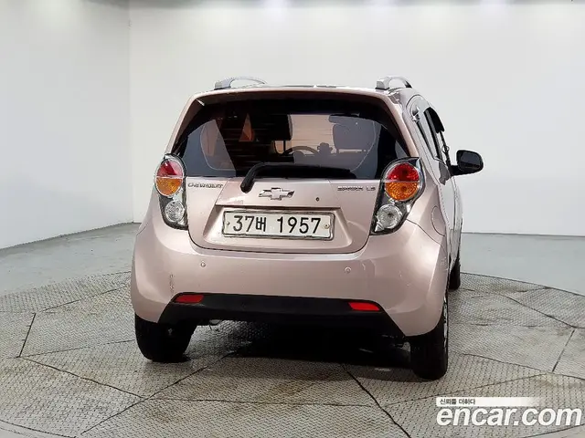 Chevrolet Spark 2011 1.0 автомат (гидро), миниатюра 3 Chevrolet Spark 2011 1.0 автомат (гидро), миниатюра 3
