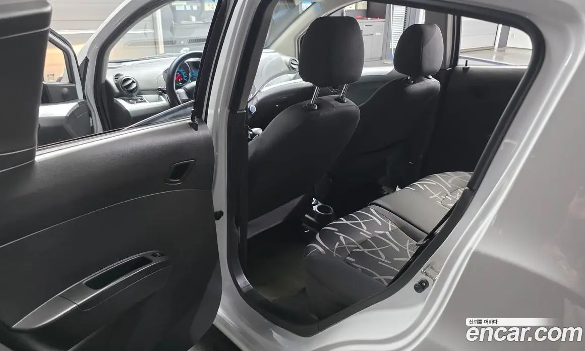 Chevrolet Spark 2013 1.0 автомат (гидро), фото 11 Chevrolet Spark 2013 1.0 автомат (гидро), фото 11