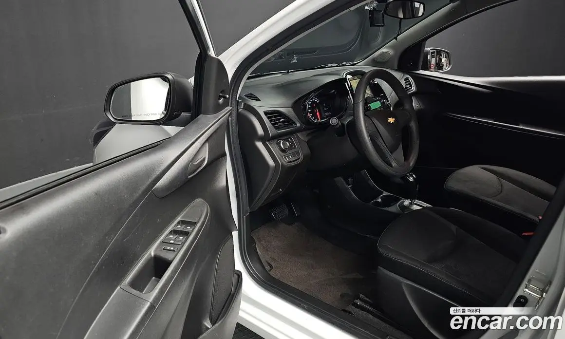 Chevrolet Spark 2016 1.0 автомат (гидро), фото 13 Chevrolet Spark 2016 1.0 автомат (гидро), фото 13