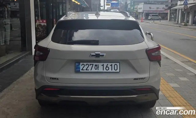 Chevrolet Trax 2025 1.2 автомат (гидро), миниатюра 3