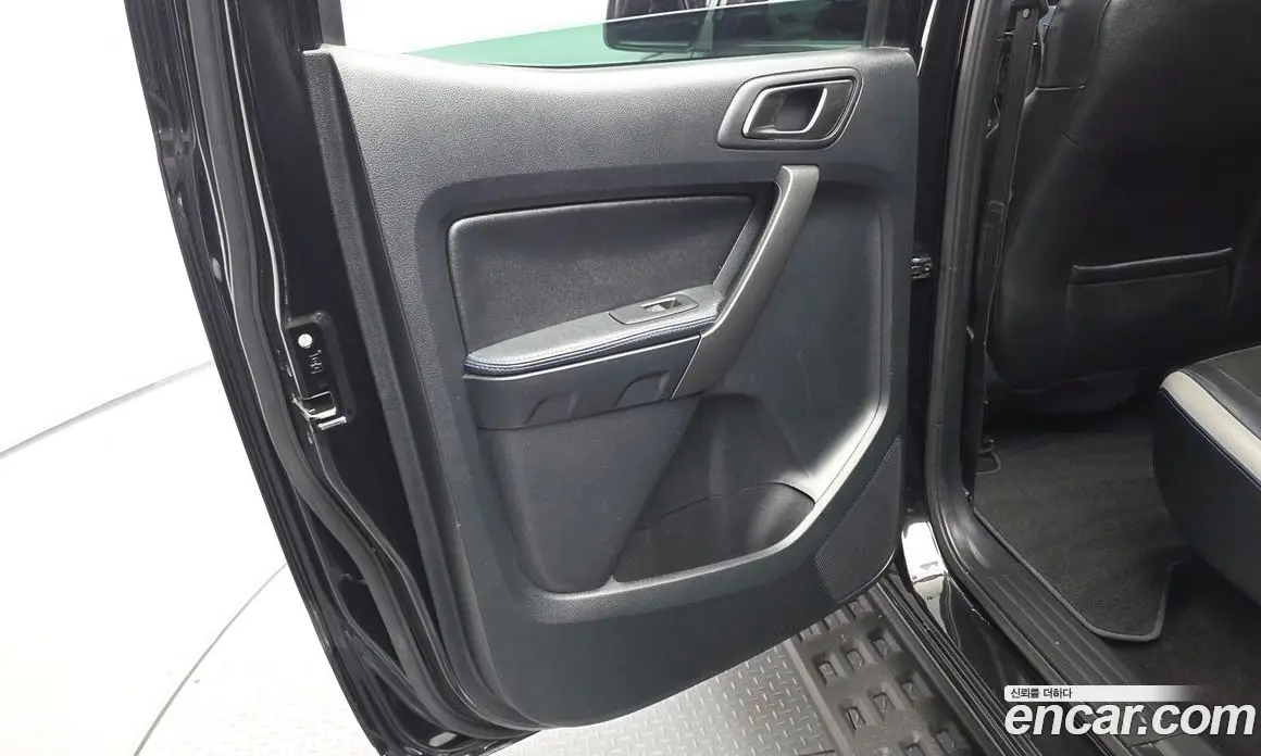 Ford Ranger 2022 2.0 автомат (гидро), фото 15 Ford Ranger 2022 2.0 автомат (гидро), фото 15