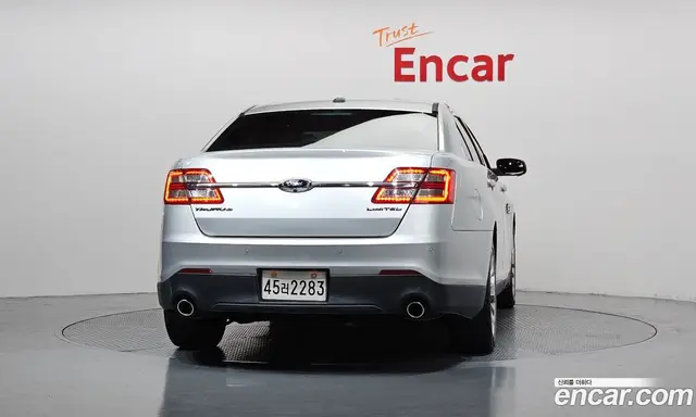 Ford Taurus 2014 3.5 автомат (гидро), миниатюра 4 Ford Taurus 2014 3.5 автомат (гидро), миниатюра 4