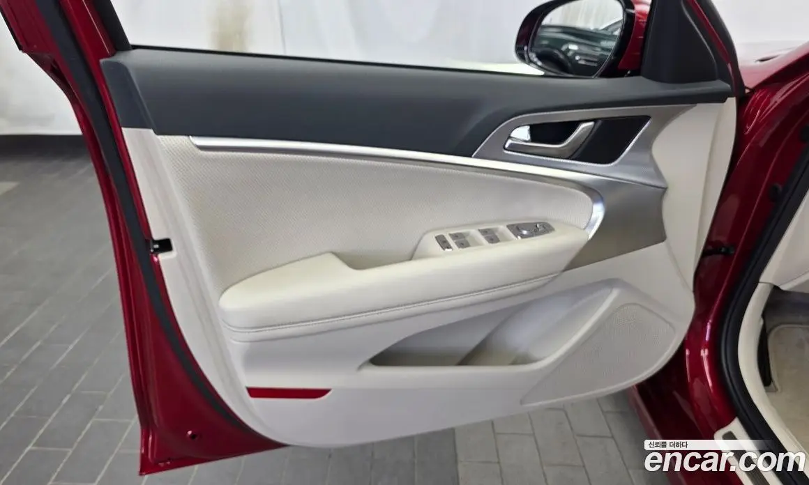 Genesis G70 2021 2.2 автомат (гидро), фото 14 Genesis G70 2021 2.2 автомат (гидро), фото 14