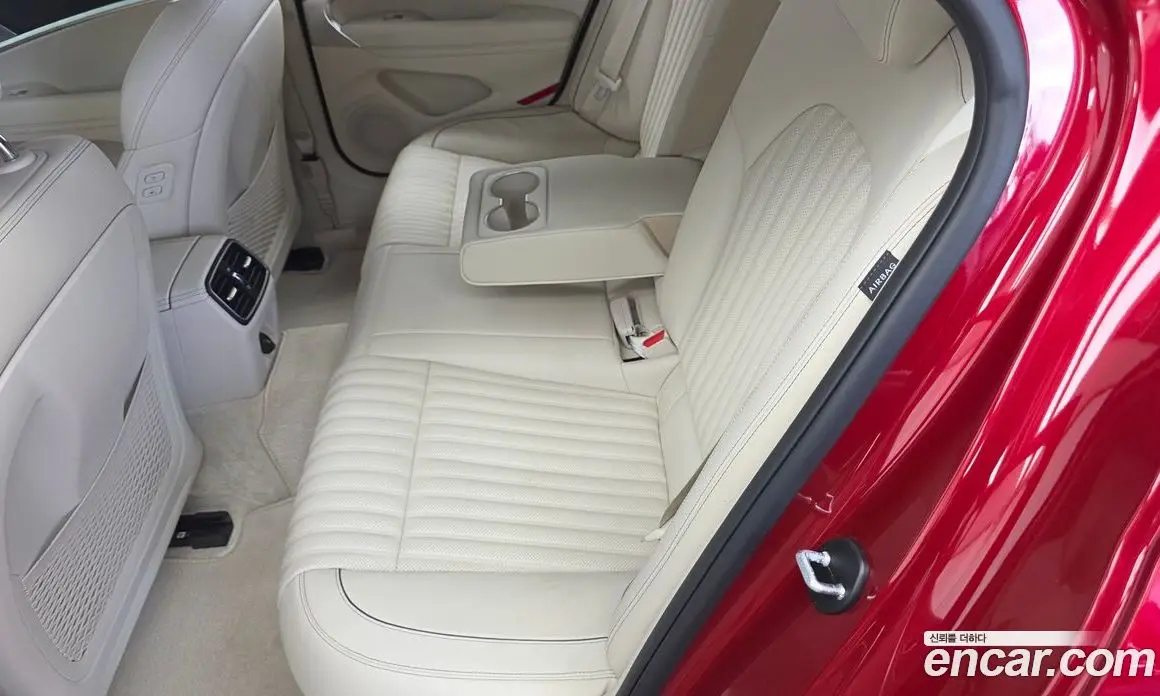 Genesis G70 2021 2.2 автомат (гидро), фото 16 Genesis G70 2021 2.2 автомат (гидро), фото 16