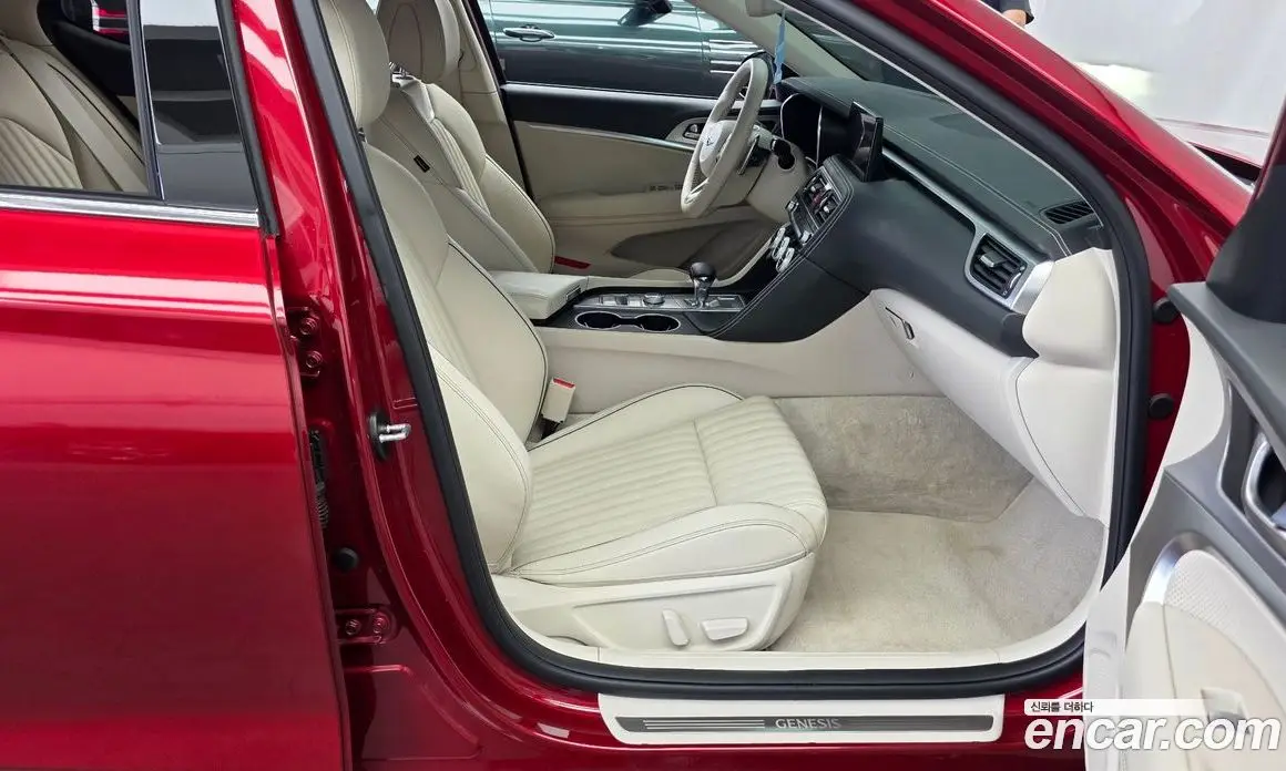 Genesis G70 2021 2.2 автомат (гидро), фото 17 Genesis G70 2021 2.2 автомат (гидро), фото 17