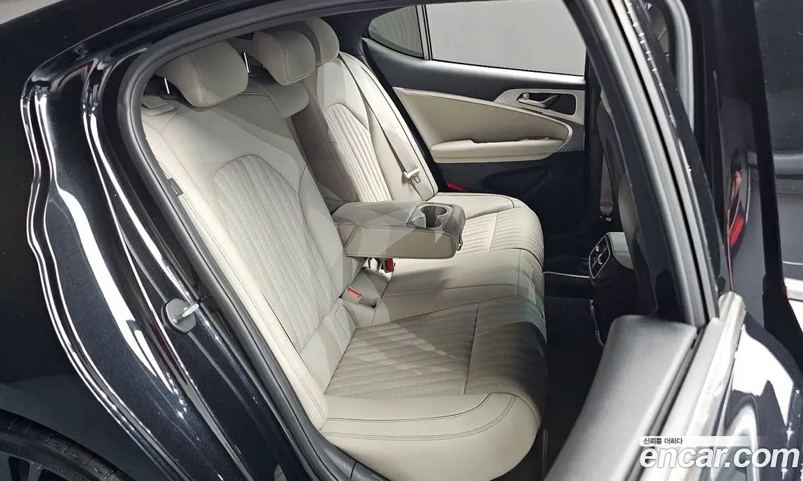 Genesis G70 2022 3.3 автомат (гидро), фото 16