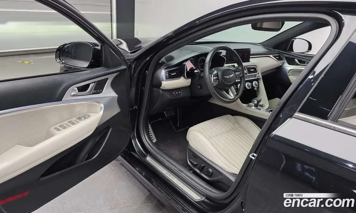 Genesis G70 2023 2.0 автомат (гидро), фото 10
