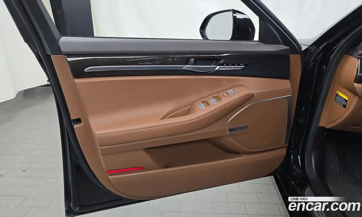 Genesis G90 2019 3.8 автомат (гидро), фото 13 Genesis G90 2019 3.8 автомат (гидро), фото 13