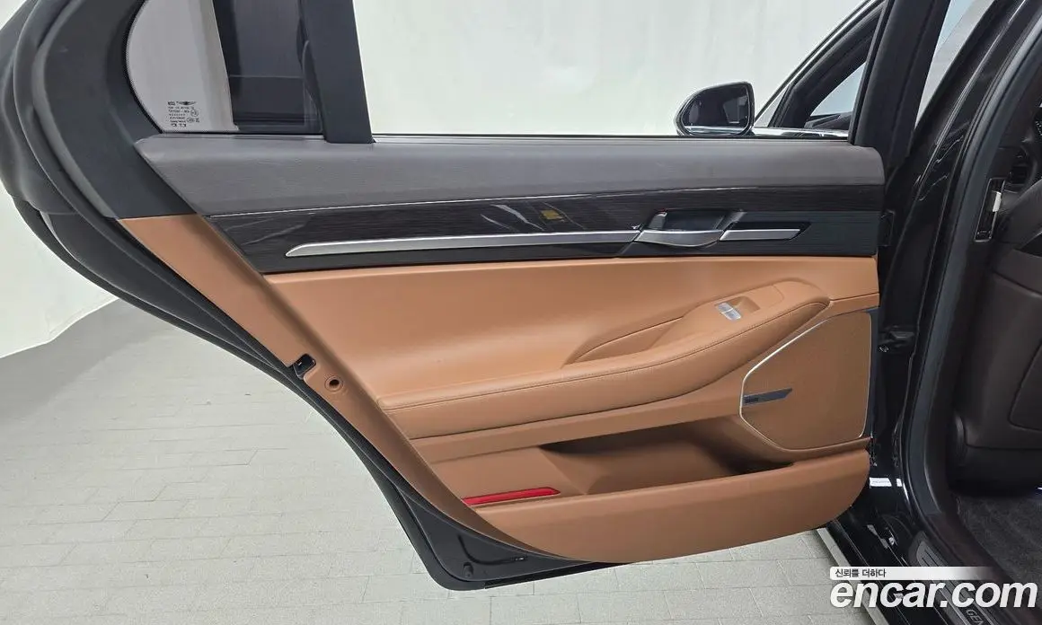 Genesis G90 2019 3.8 автомат (гидро), фото 14 Genesis G90 2019 3.8 автомат (гидро), фото 14