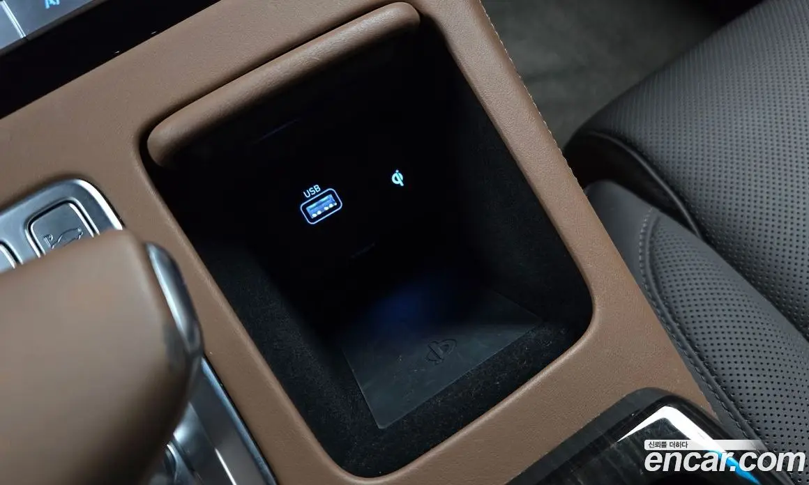 Genesis G90 2019 3.8 автомат (гидро), фото 31 Genesis G90 2019 3.8 автомат (гидро), фото 31