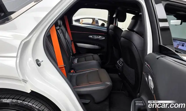 Genesis GV70 2024 2.5 автомат (гидро), миниатюра 10 Genesis GV70 2024 2.5 автомат (гидро), миниатюра 10