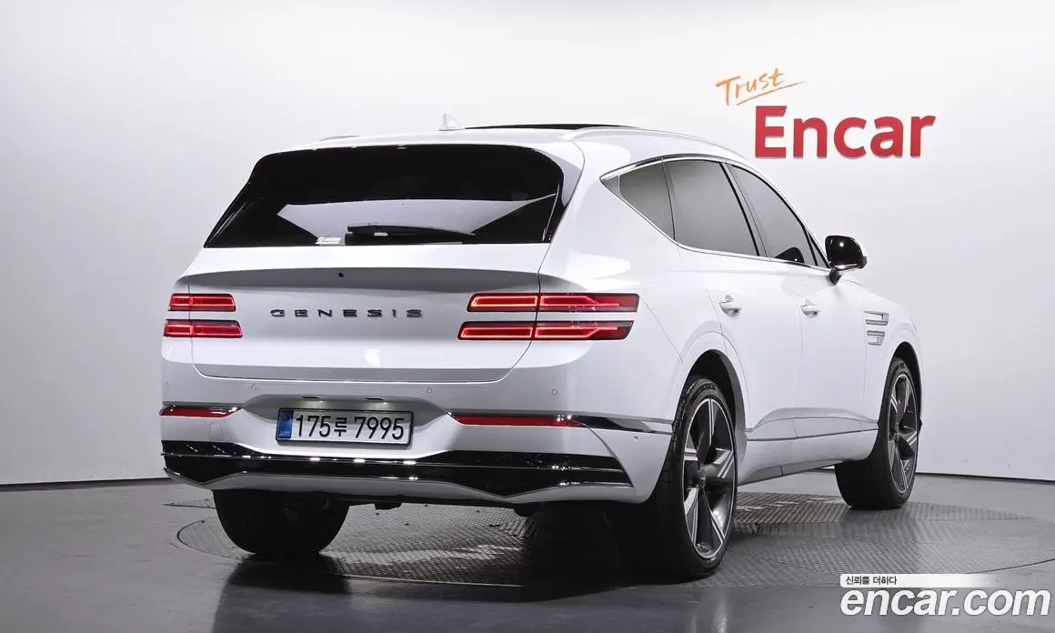 Genesis GV80 2025 2.5 автомат (гидро), фото 1 Genesis GV80 2025 2.5 автомат (гидро), фото 1