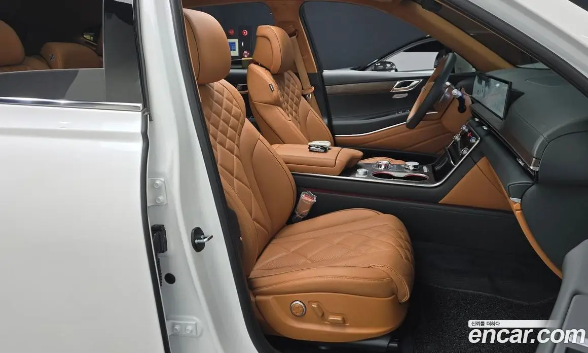 Genesis GV80 2025 2.5 автомат (гидро), фото 15 Genesis GV80 2025 2.5 автомат (гидро), фото 15