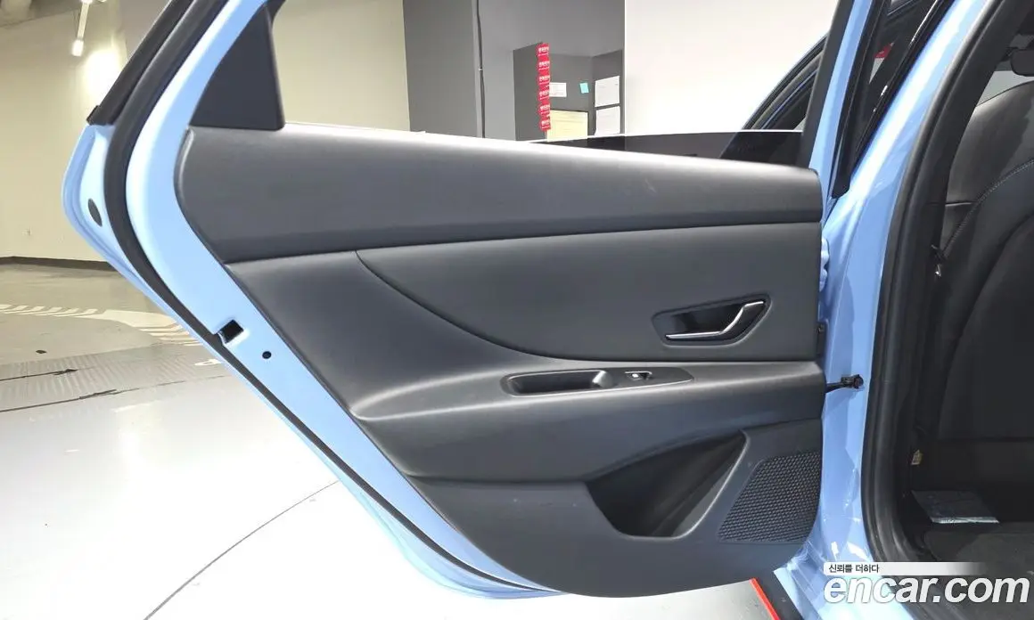 Hyundai Avante 2022 2.0 механика, фото 14