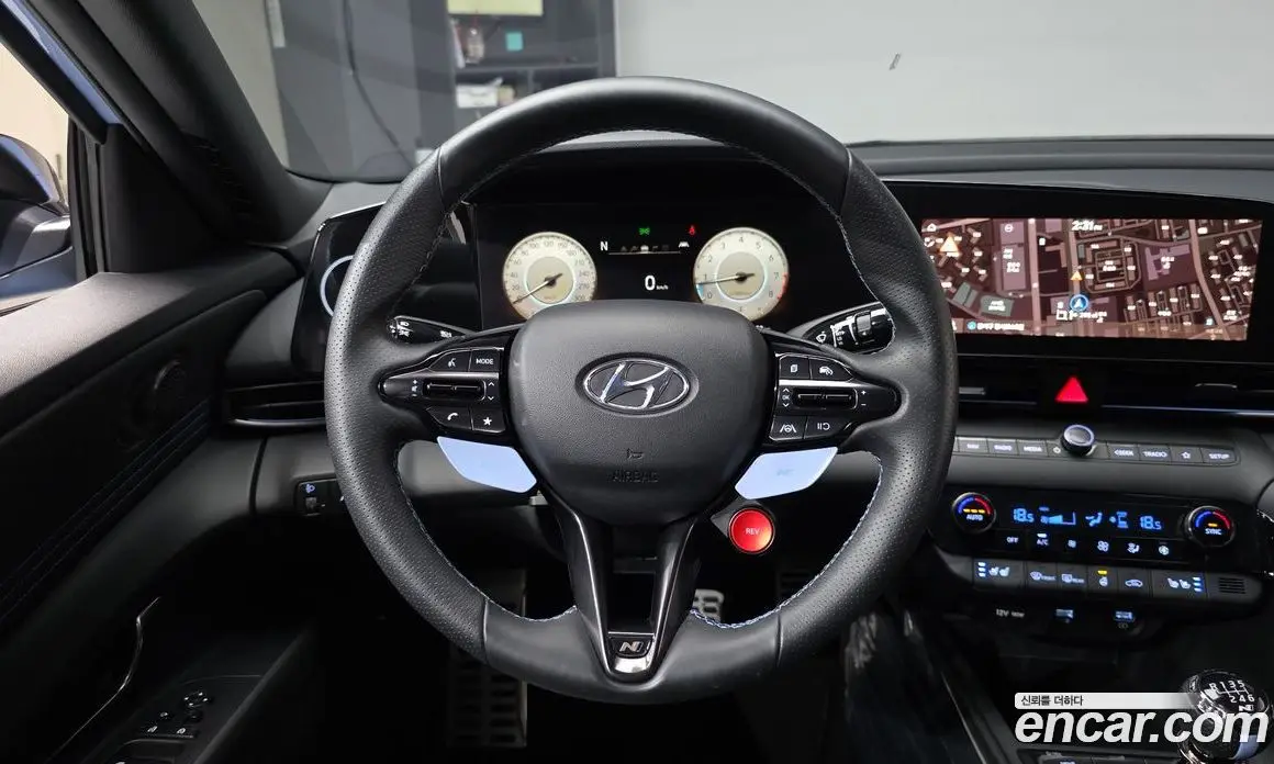 Hyundai Avante 2022 2.0 механика, фото 17