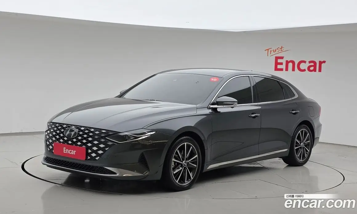 Hyundai Grandeur 2022 2.5 автомат (гидро), фото 1 Hyundai Grandeur 2022 2.5 автомат (гидро), фото 1