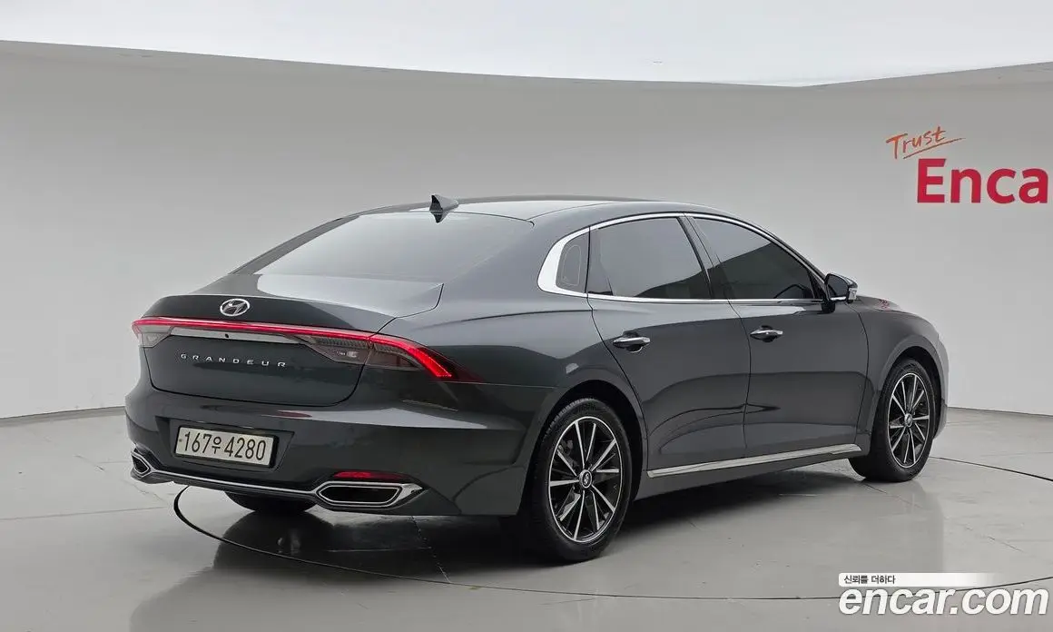 Hyundai Grandeur 2022 2.5 автомат (гидро), фото 2 Hyundai Grandeur 2022 2.5 автомат (гидро), фото 2