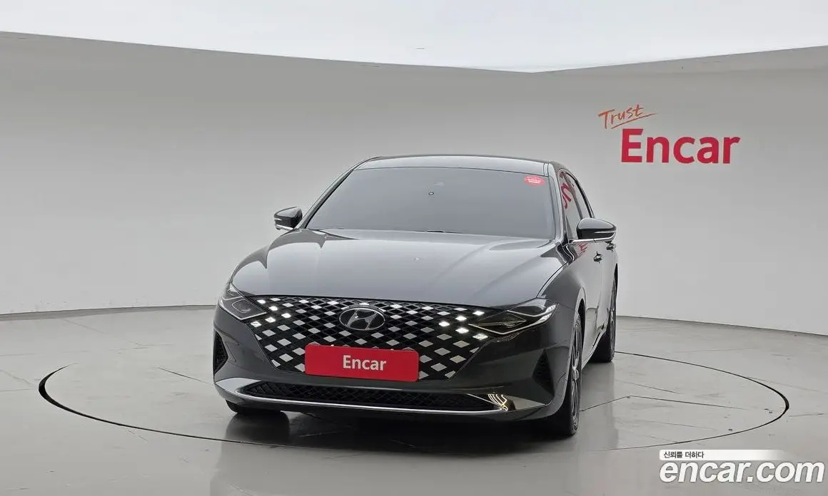 Hyundai Grandeur 2022 2.5 автомат (гидро), фото 3 Hyundai Grandeur 2022 2.5 автомат (гидро), фото 3