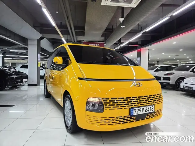 Hyundai Staria 2022 2.2 автомат (гидро), миниатюра 1 Hyundai Staria 2022 2.2 автомат (гидро), миниатюра 1