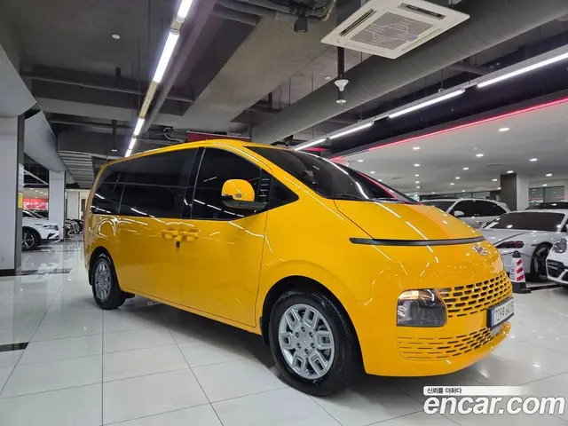 Hyundai Staria 2022 2.2 автомат (гидро), миниатюра 2 Hyundai Staria 2022 2.2 автомат (гидро), миниатюра 2