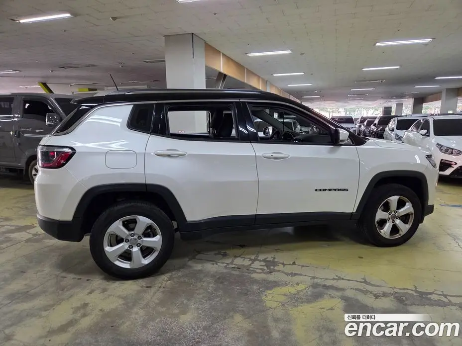 Jeep Compass 2018 2.4 автомат (гидро), фото 5 Jeep Compass 2018 2.4 автомат (гидро), фото 5