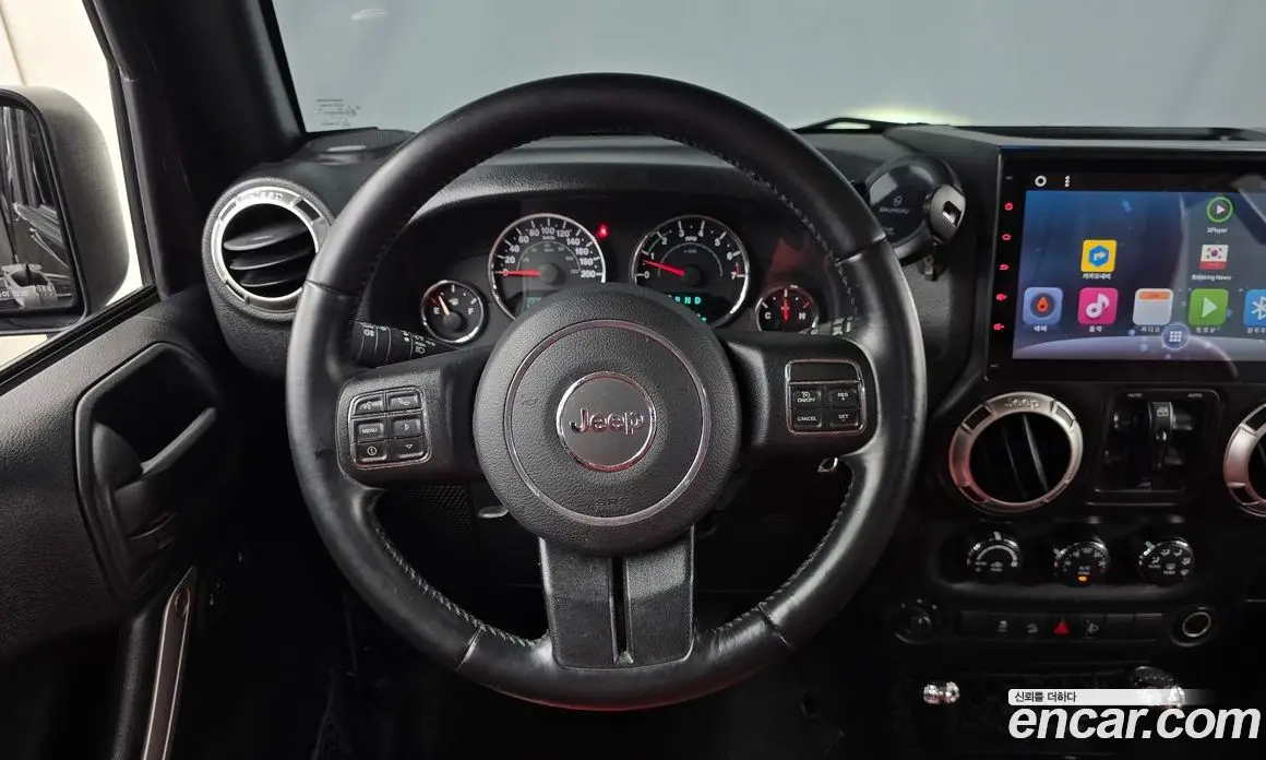 Jeep Wrangler 2016 3.6 автомат (гидро), фото 13 Jeep Wrangler 2016 3.6 автомат (гидро), фото 13
