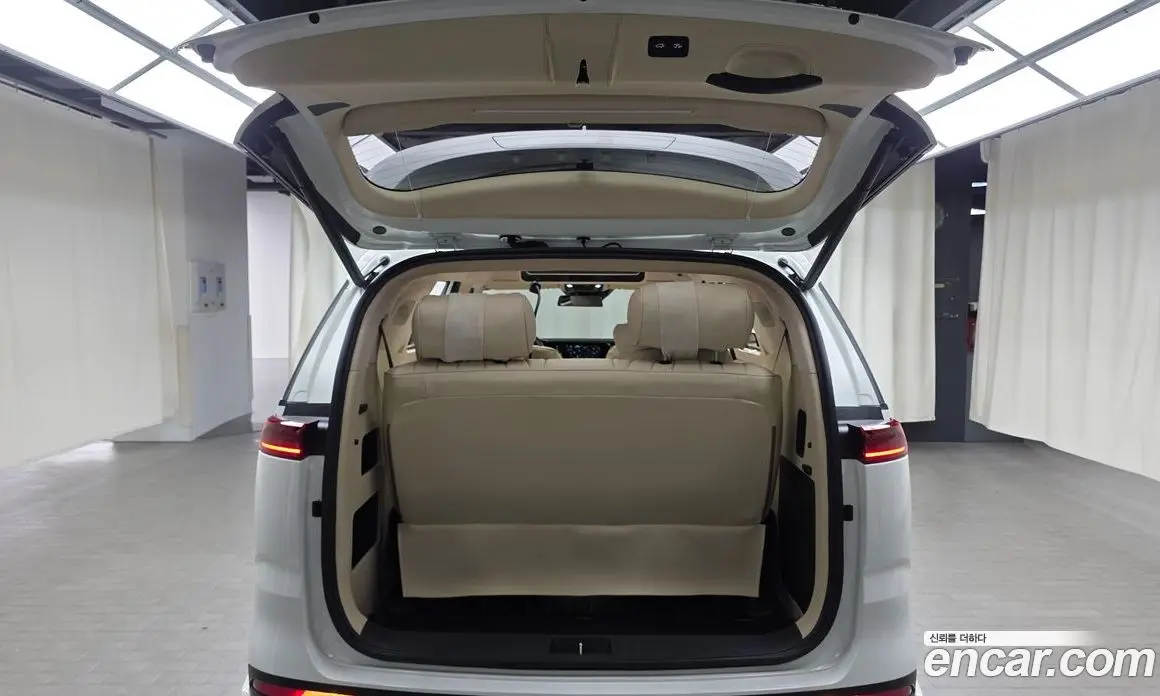 Kia Carnival 2021 3.5 автомат (гидро), фото 22 Kia Carnival 2021 3.5 автомат (гидро), фото 22