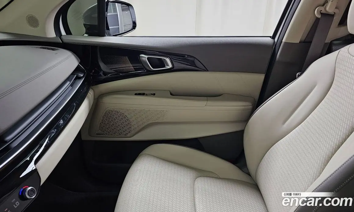 Kia Carnival 2024 1.6 автомат (гидро), фото 14 Kia Carnival 2024 1.6 автомат (гидро), фото 14