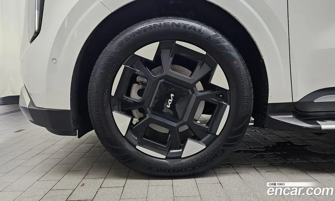Kia Carnival 2024 1.6 автомат (гидро), фото 4 Kia Carnival 2024 1.6 автомат (гидро), фото 4