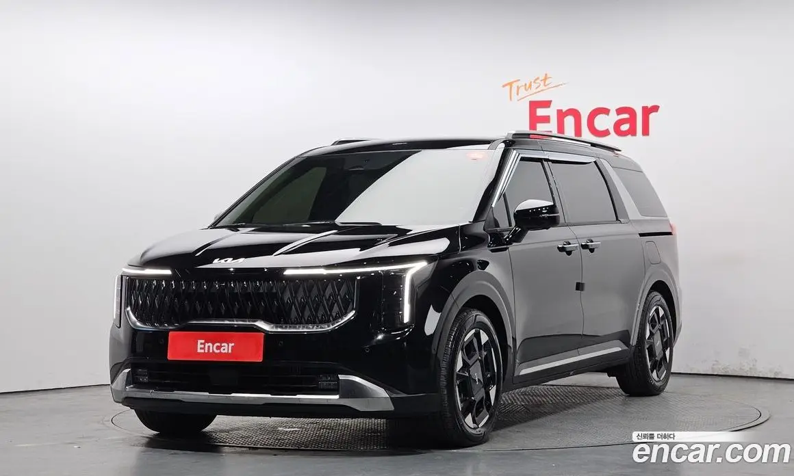 Kia Carnival 2025 2.2 автомат (гидро), фото 1 Kia Carnival 2025 2.2 автомат (гидро), фото 1