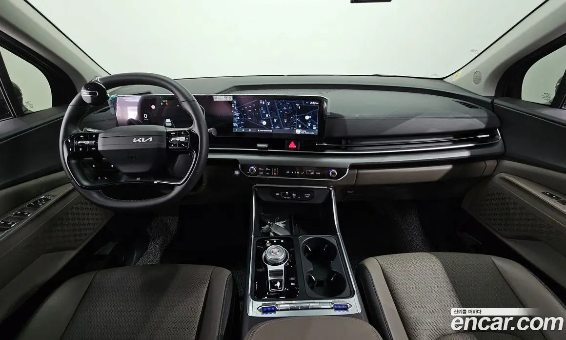 Kia Carnival 2025 2.2 автомат (гидро), фото 7 Kia Carnival 2025 2.2 автомат (гидро), фото 7