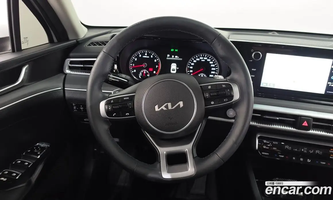 Kia K5 (Optima) 2022 2.0 автомат (гидро), фото 18 Kia K5 (Optima) 2022 2.0 автомат (гидро), фото 18