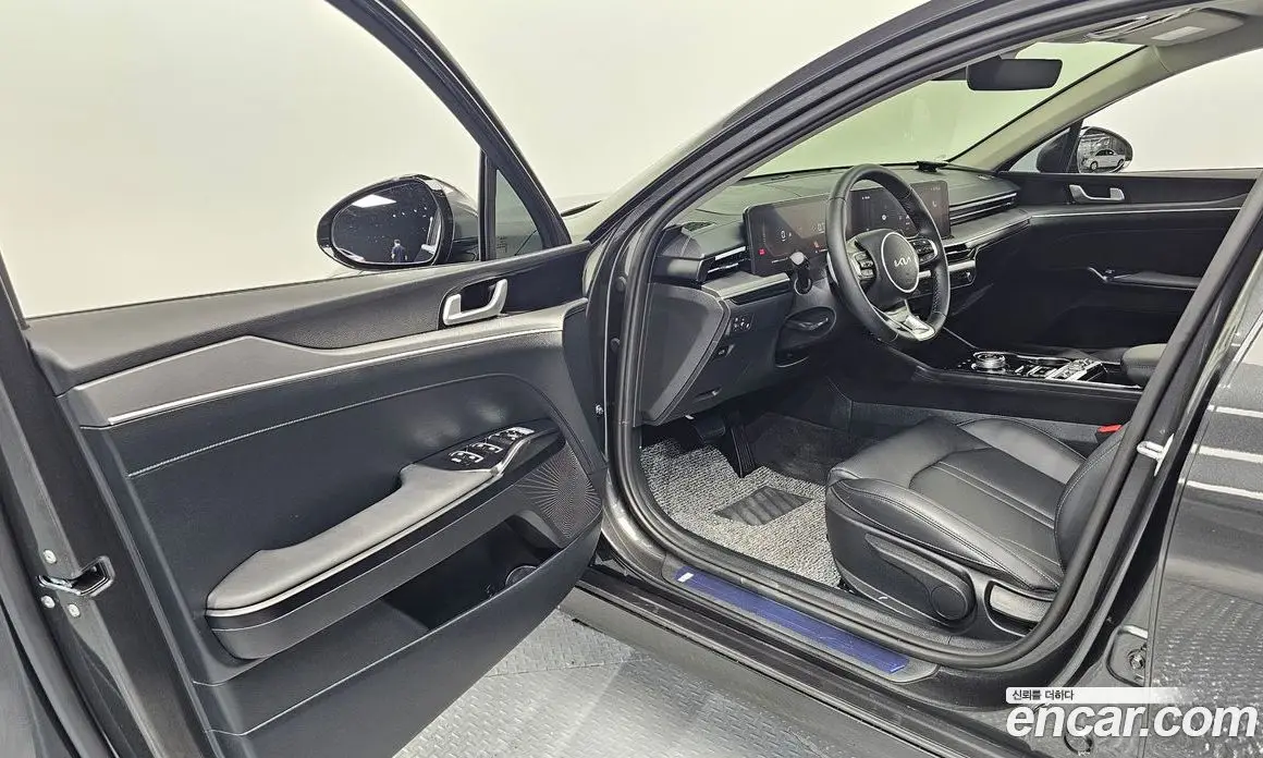 Kia K5 (Optima) 2025 2.0 автомат (гидро), фото 13