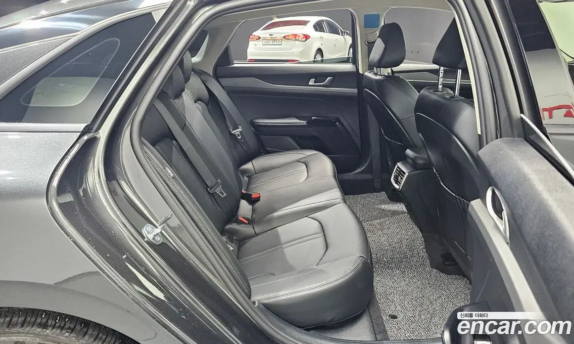 Kia K5 (Optima) 2025 2.0 автомат (гидро), фото 17