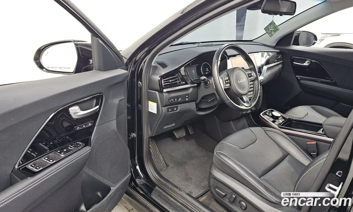 Kia Niro 2021 0.2 автомат (гидро), фото 13 Kia Niro 2021 0.2 автомат (гидро), фото 13