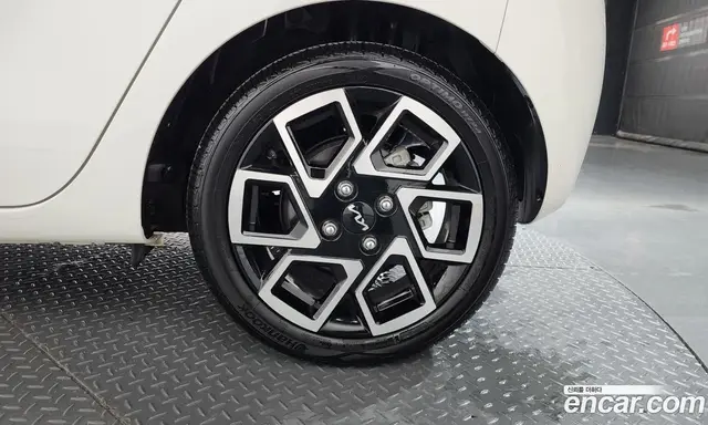 Kia Ray 2024 1.0 автомат (гидро), миниатюра 6 Kia Ray 2024 1.0 автомат (гидро), миниатюра 6