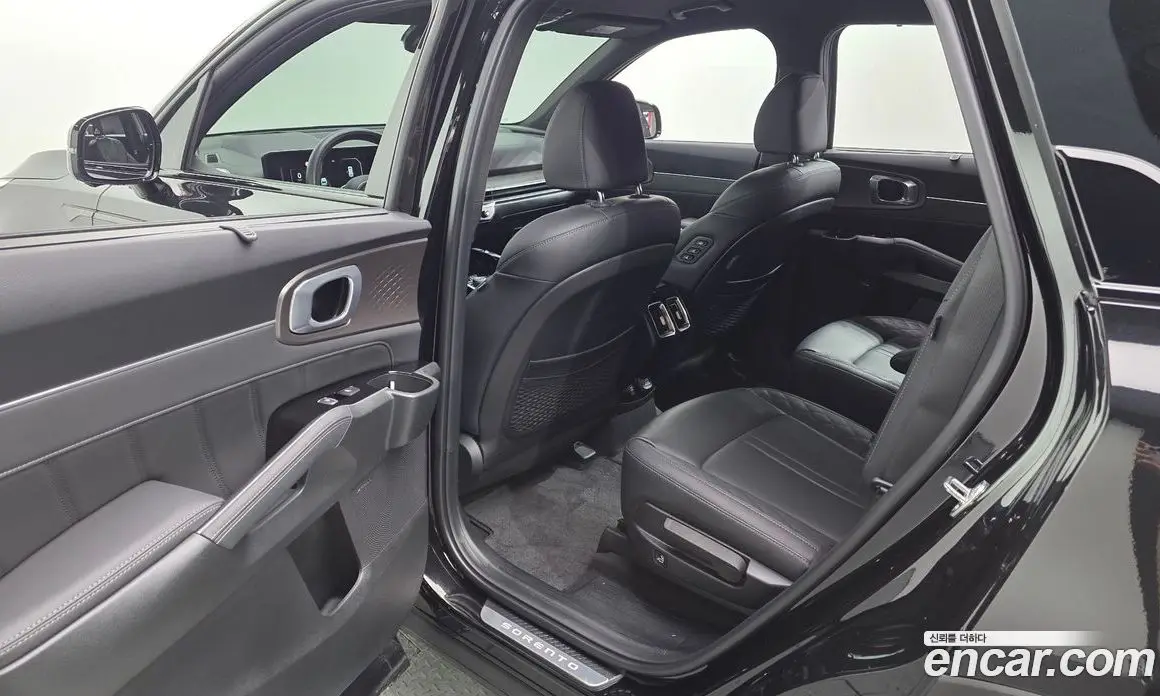 Kia Sorento 2023 2.5 автомат (гидро), фото 18 Kia Sorento 2023 2.5 автомат (гидро), фото 18