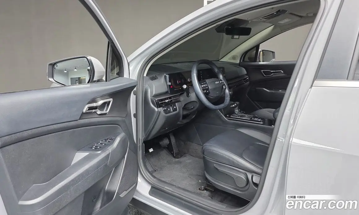 Kia Sportage 2025 1.6 автомат (гидро), фото 17 Kia Sportage 2025 1.6 автомат (гидро), фото 17